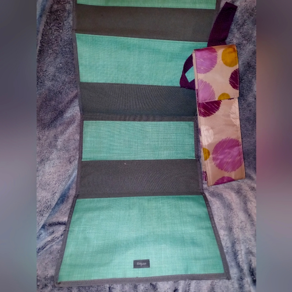 Thirty-one bundle